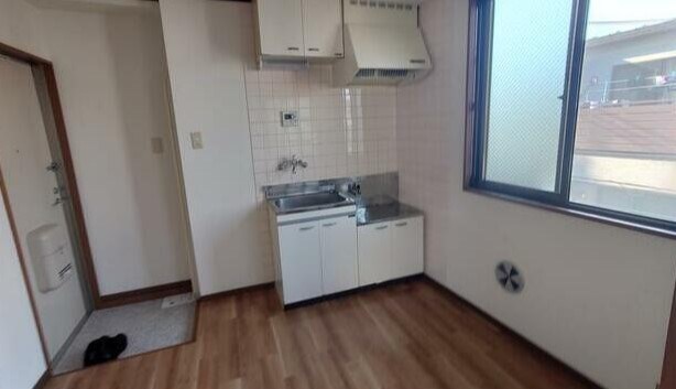 ジュネシス青山 リビング