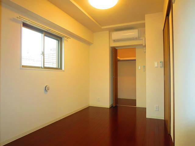 コントレイル ベッドルーム