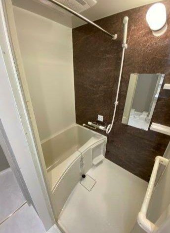 ＣＨＡＲＬＯＴＴＥ  風呂画像