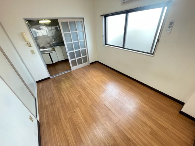 上田ビル リビング