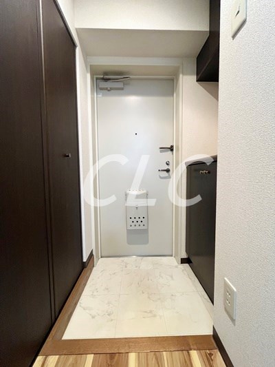 ライオンズマンション田端第２  玄関