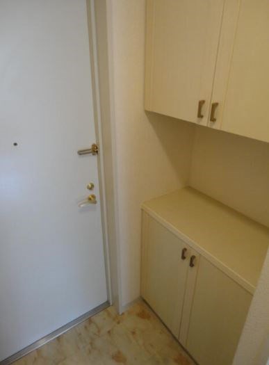 T・S　FLAT  玄関