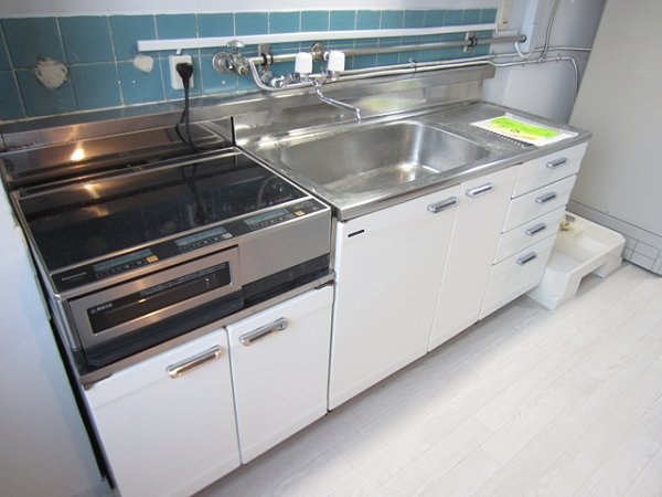 メゾン・ド・メルシー キッチン