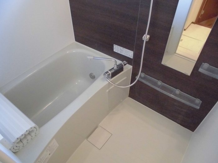 ニュータウンⅢ 風呂画像