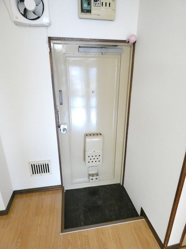 マサキコーポ   玄関