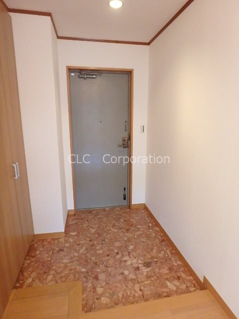 アムールM 玄関