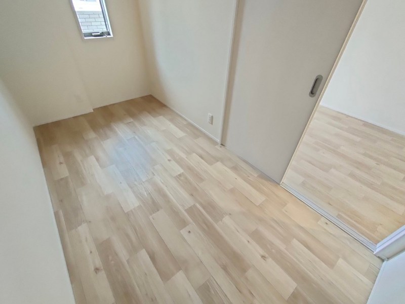 ガーデン旭 ベッドルーム