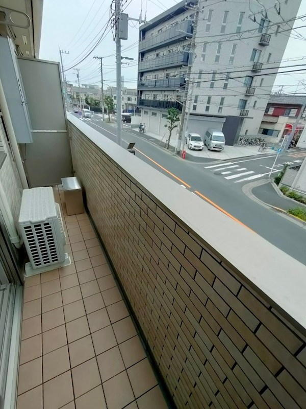 ガーデン旭 ベランダ