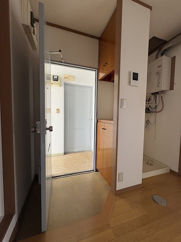 佐々木ビル 玄関