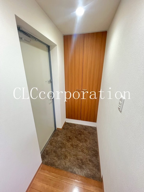 コレット春日 玄関