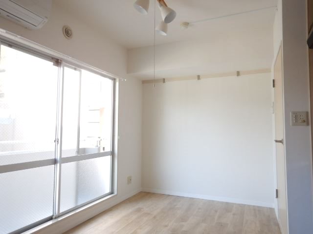 ニットーコーポ リビング