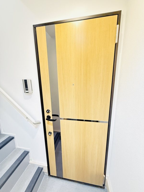 FERIO三河島 玄関