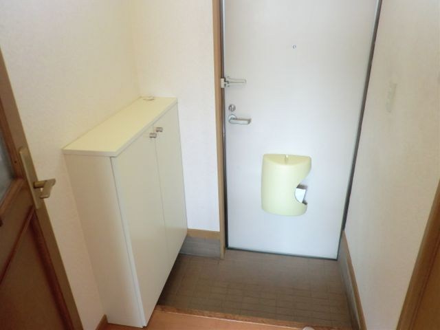 コムエイト 玄関