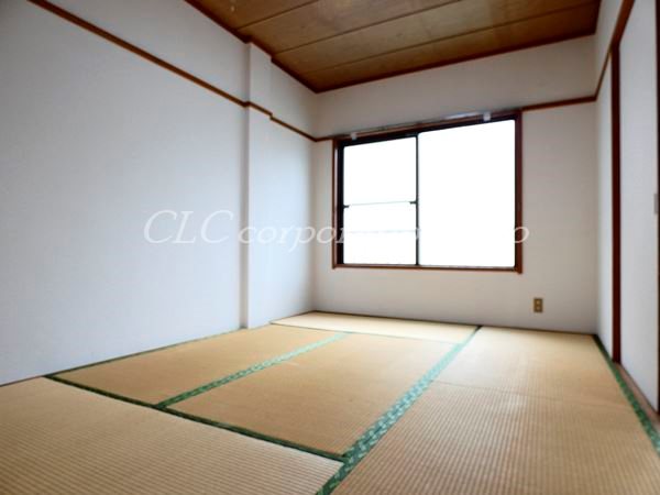 古関ビル ベッドルーム