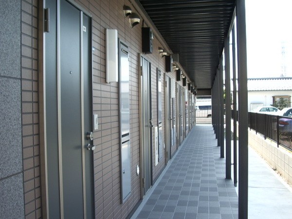 ベルエイト北綾瀬Ⅱ 玄関