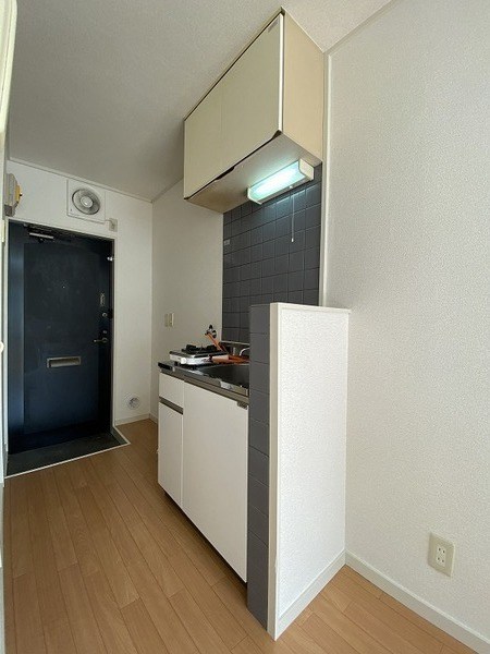 キャピタル中川 キッチン