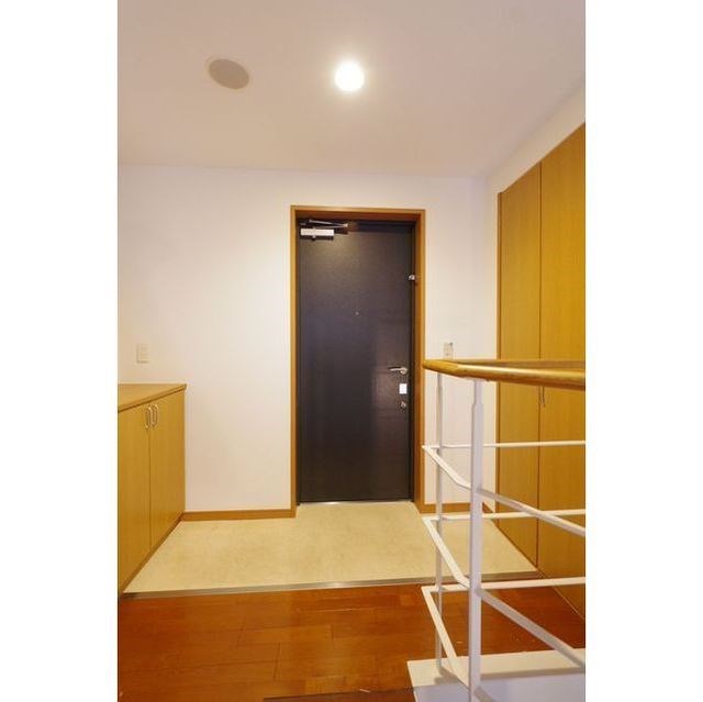 レジデンスシャルマン月島 玄関