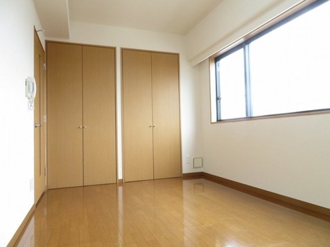 小宮ビル    ベッドルーム