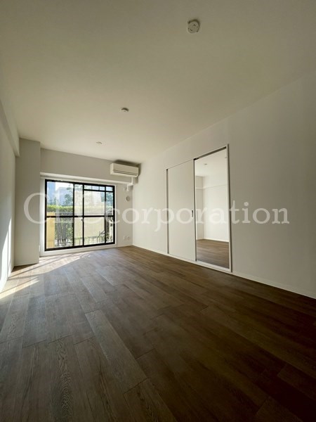 ジュネス リビング