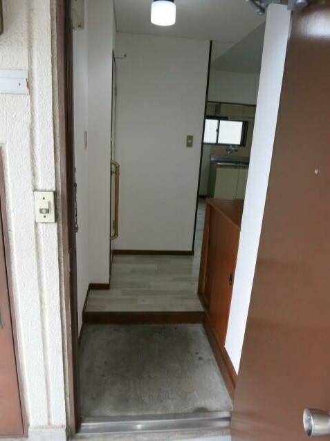 カーサ　セレッソ 玄関