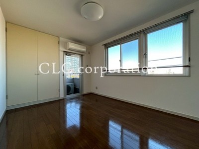 よつばビル ベッドルーム