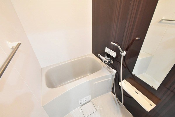 ログリア  風呂画像