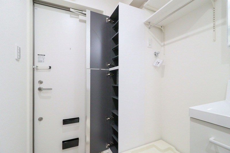 グランクオール千住大橋 玄関