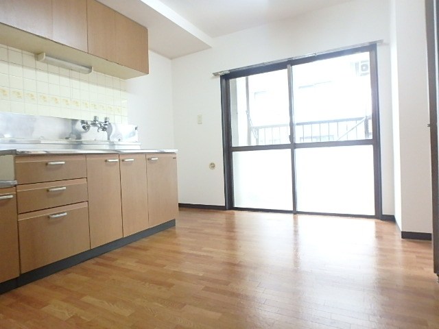 メゾンエスペランサ リビング