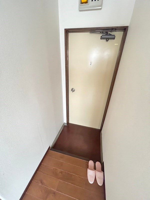 シャンテスズキ 玄関