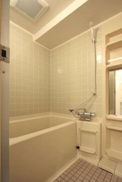 コスモリード西日暮里 風呂画像