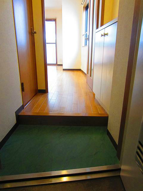 エストバレー  玄関