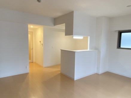 ソラーナ・エム  リビング