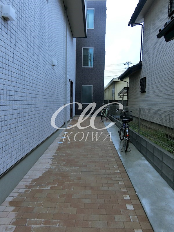 オークス その他3