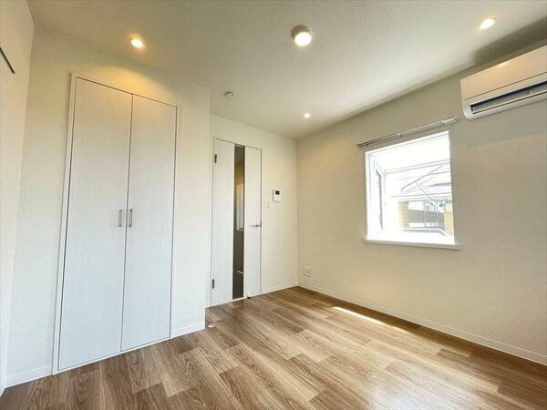 ヴィラ・アルピナ ベッドルーム