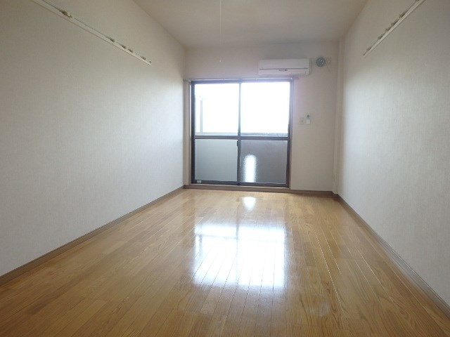 ラクダ リビング