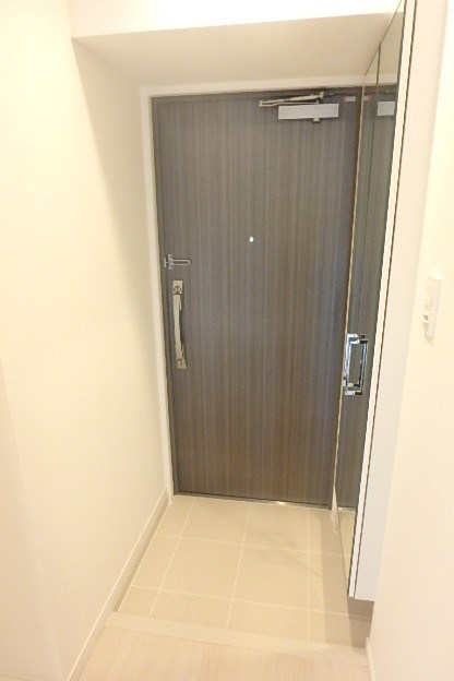 REGALIZ北千住  玄関