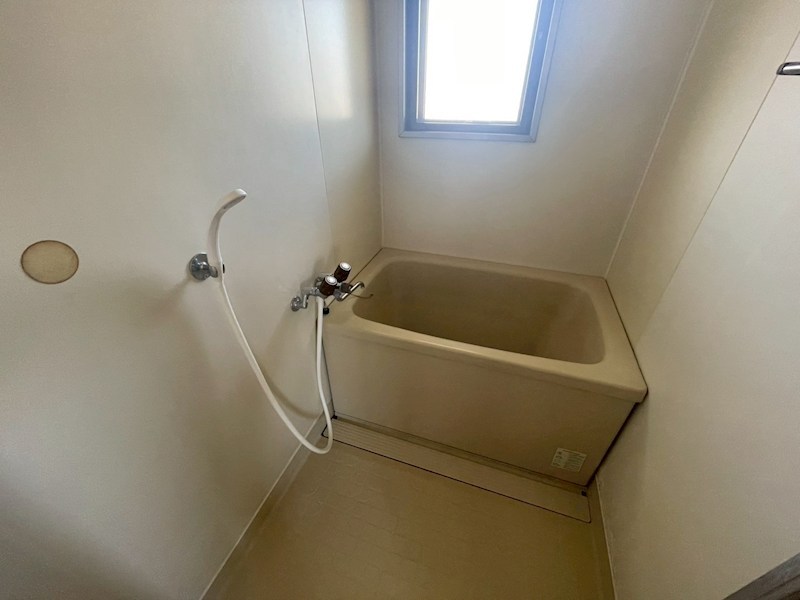 岸ペナテス 風呂画像