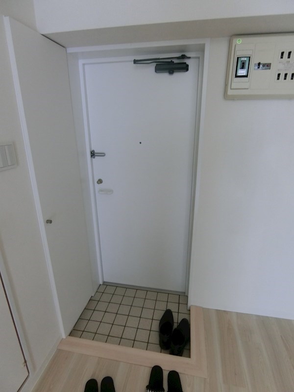 アーク亀戸３丁目  玄関