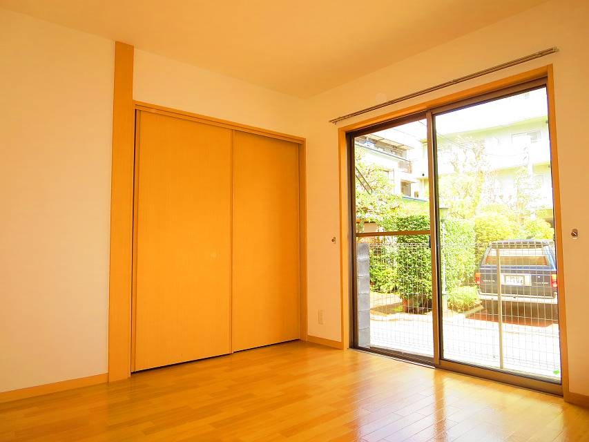 ローラン リビング