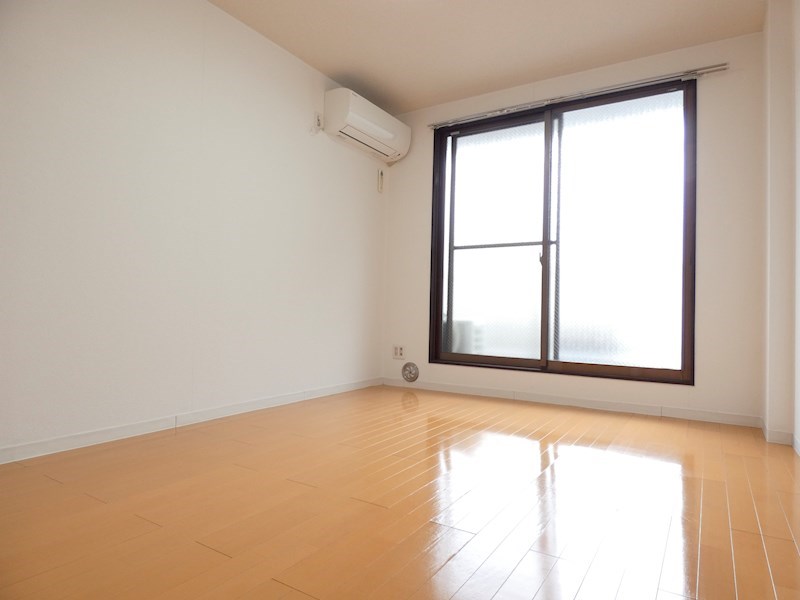 石川ハイツ ベッドルーム