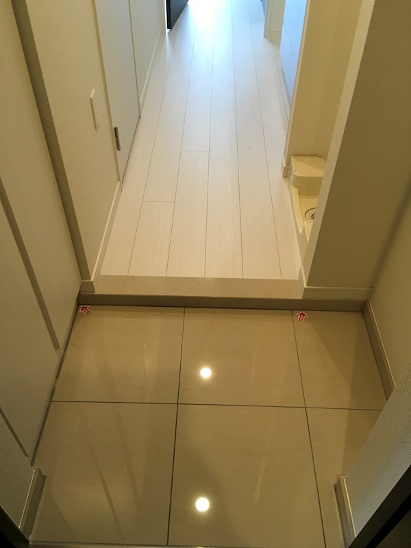 メインステージ北千住Ⅴ 玄関