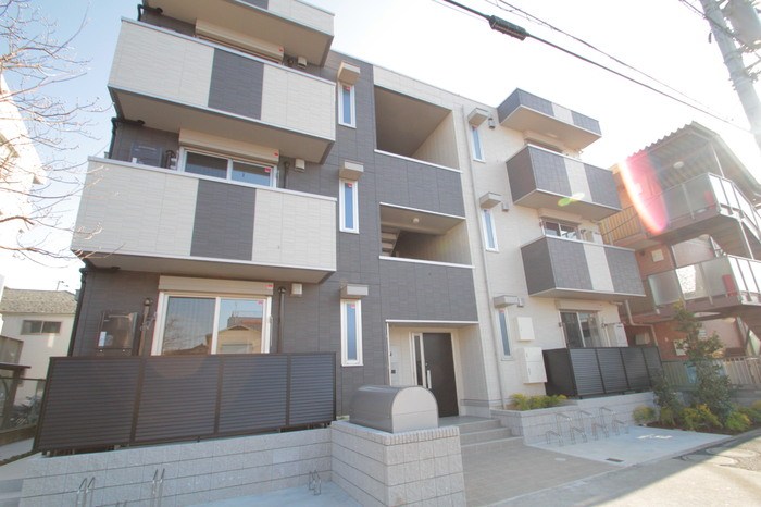 GOLDEN RINGS 12（ゴールデンリングスワンツー） 外観