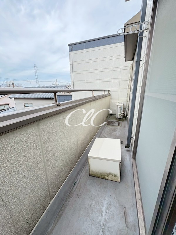 ロワール西一之江 ベランダ