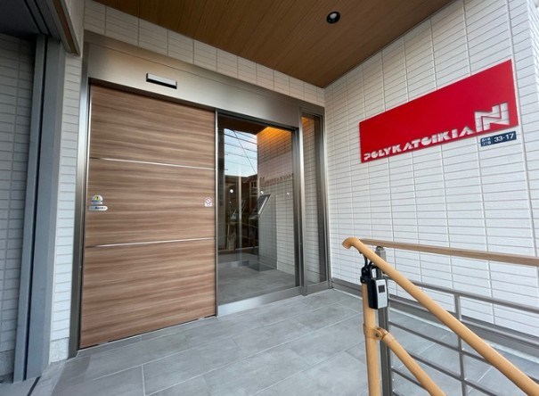 Polykatoikia N（ﾎﾟﾘｶﾃｲｷｱｴﾇ） その他2