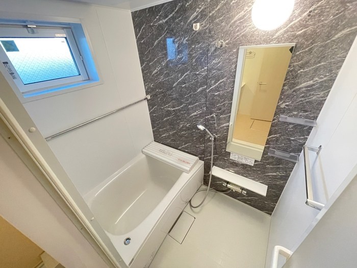 Polykatoikia N（ﾎﾟﾘｶﾃｲｷｱｴﾇ） 風呂画像