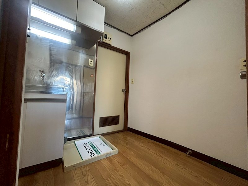 串田ビル リビング