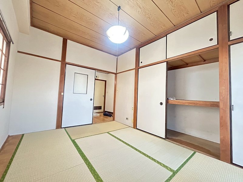 串田ビル ベッドルーム