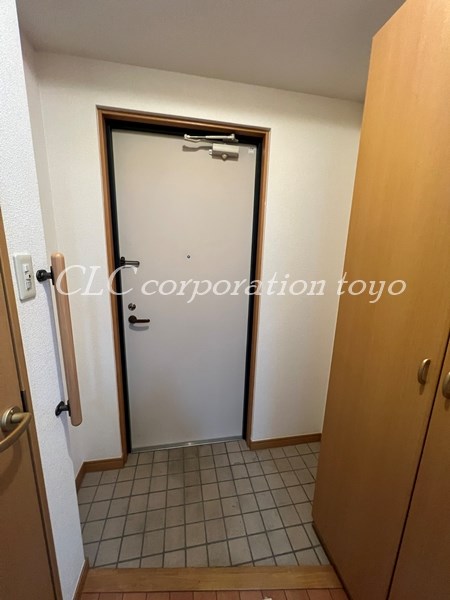 フジ・プライムコート  玄関