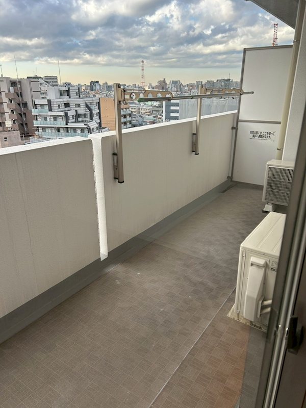 レーベンリヴァーレ東京ラ・トーレ  ベランダ