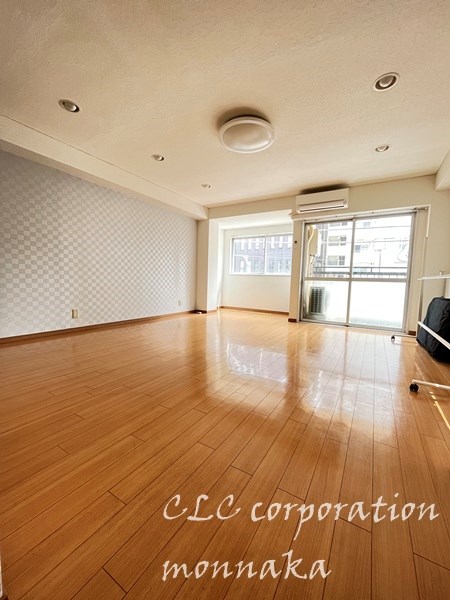 井内ビル リビング